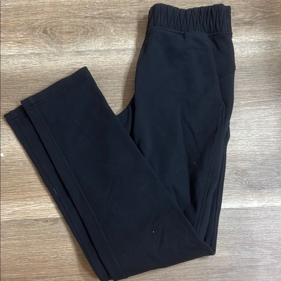 Lululemon Athletica Black Joggers for Effortless Style - Picture 2 of 4